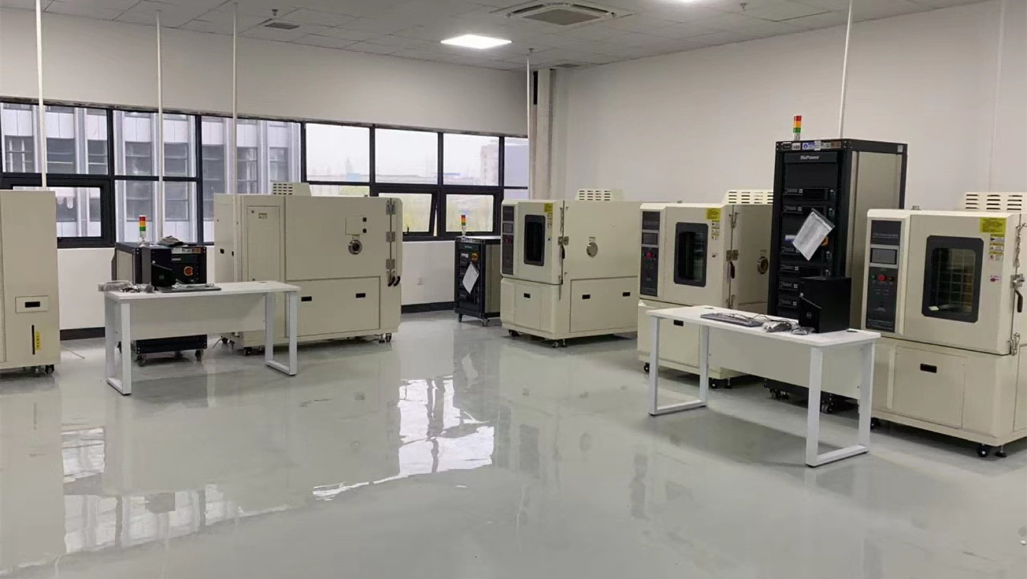 Battery Cell Tester